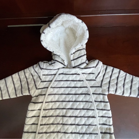 NWT Nordstrom Baby Quilted Hooded Bunting 3M NWT Ivory Stripe Footed One-Piece - Picture 3 of 12